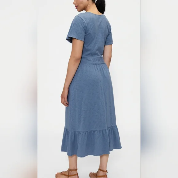 Gap Flutter Sleeve V-Neck Midi Dress - Picture 2 of 6